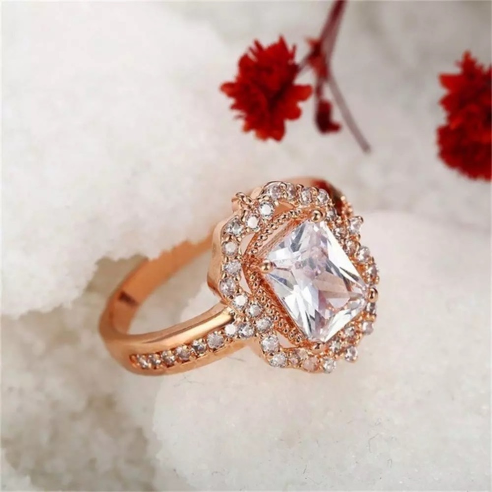 18K Strawberry Gold Diamond Halo Ring - Picture 4 of 4
